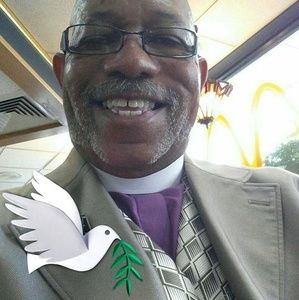 Meet your Posher, Ronnie